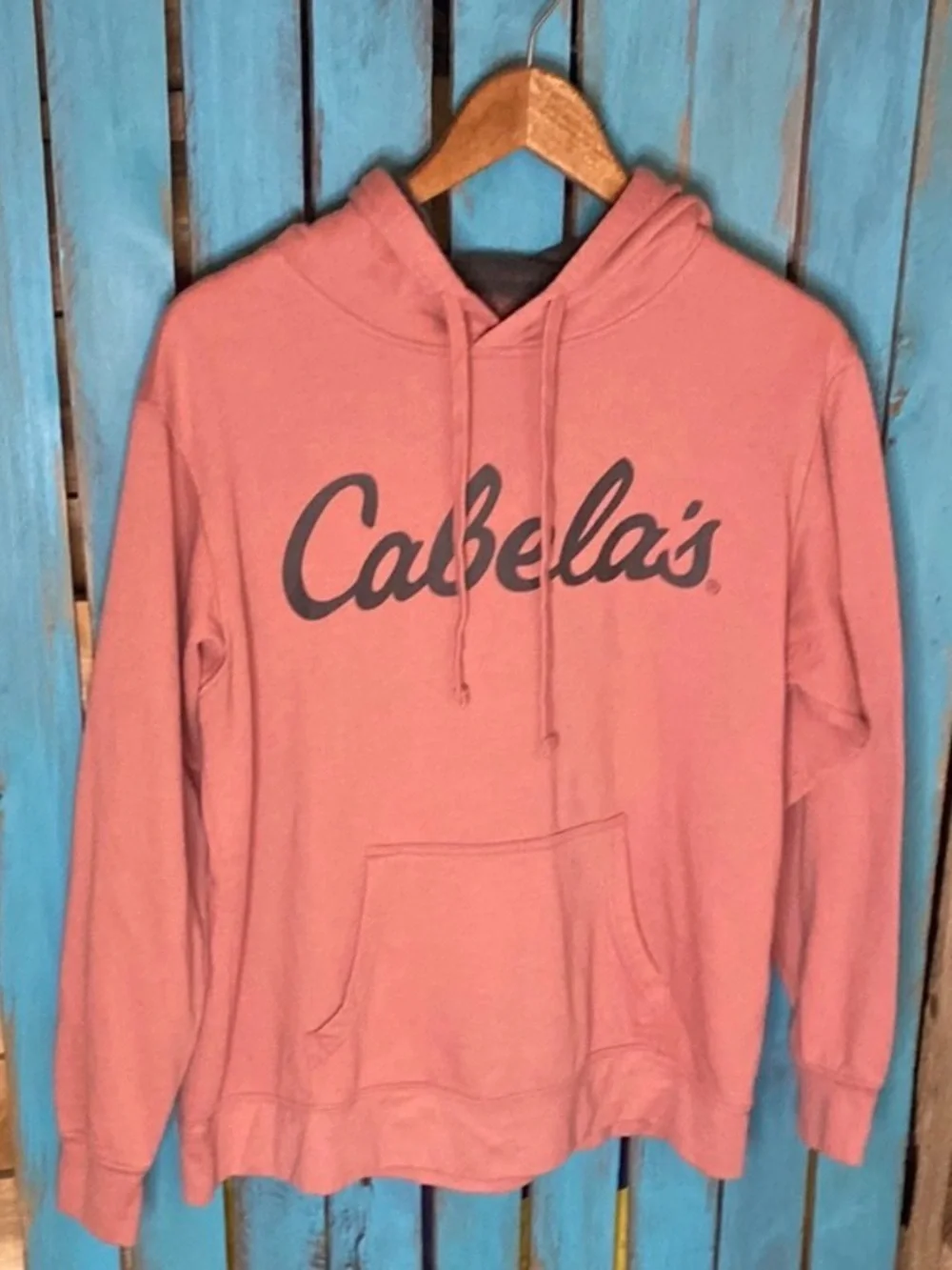 Cabela's Coral pullover Hoodie with gray Logo size large men’s
